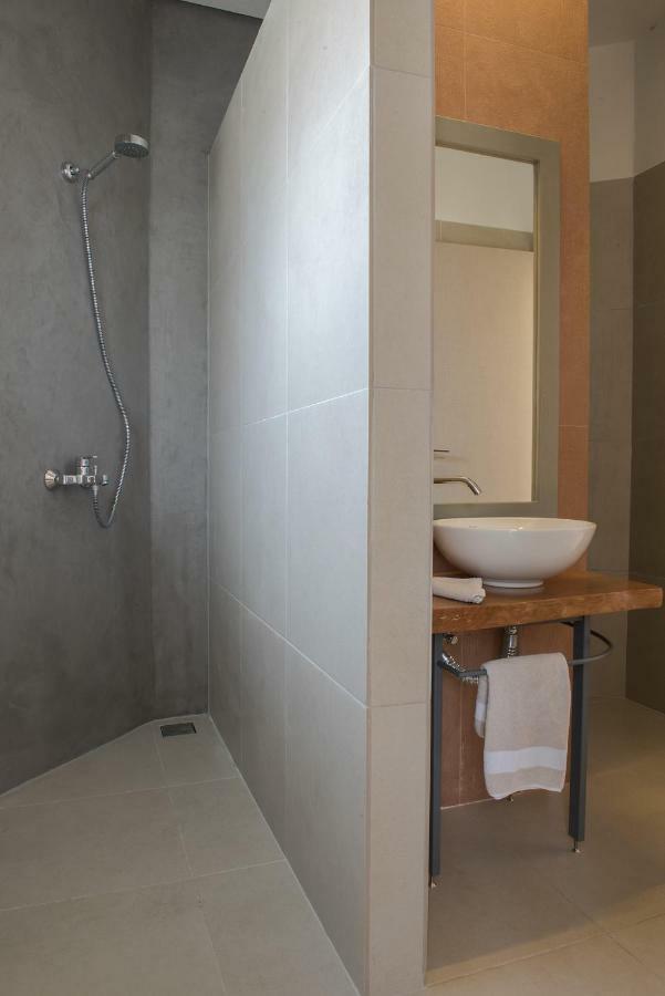 Pantanassa Villa Thalia Agia Marina 外观 照片
