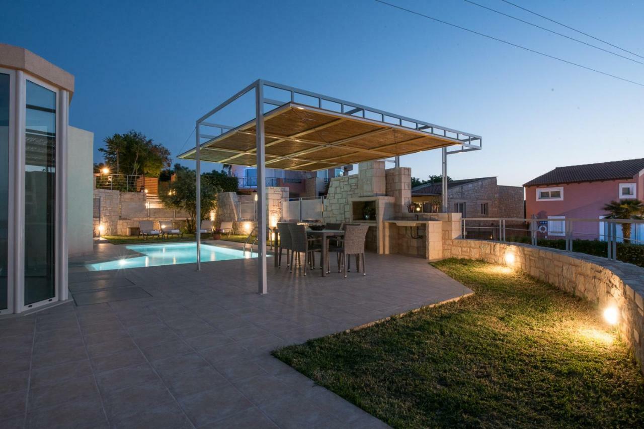 Pantanassa Villa Thalia Agia Marina 外观 照片