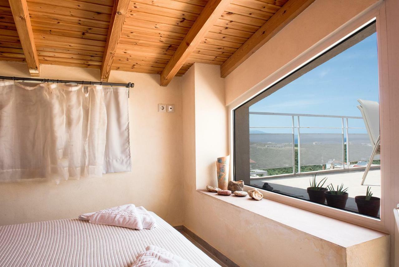 Pantanassa Villa Thalia Agia Marina 外观 照片
